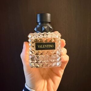 Born in Roma Yellow Dream Perfume by Valentino